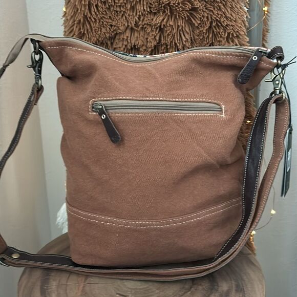 Myra Sillage Shoulder Bag /matching key fob - Picture 6 of 12